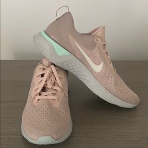 COPY - Nike Odyssey React Sneakers